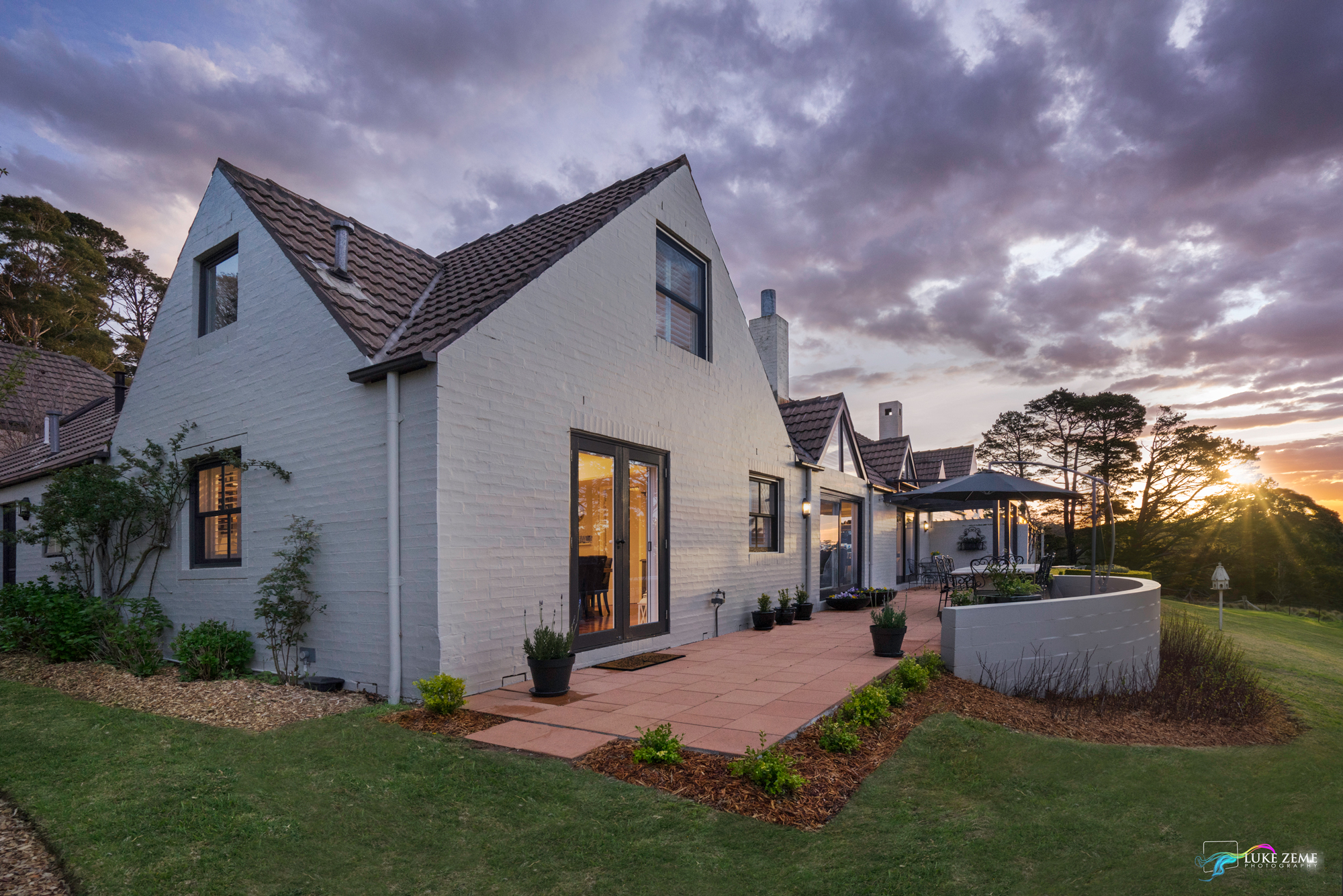 Sunset Exterior Real Estate Photographer, Villa In The Southern