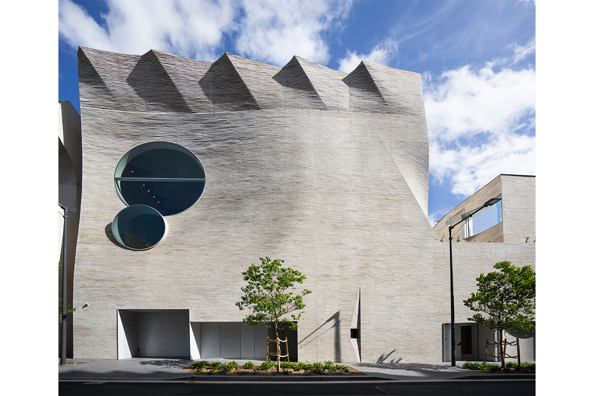 Phoenix Gallery, Sydney | Architects: Durbach Block Jagger | Architects: John Wardle, FDC Group | TTW Engineering