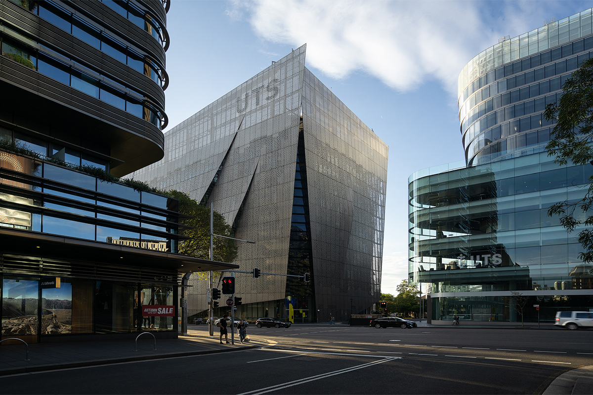Faculty of Engineering & Information Technology Building, UTS Sydney | Architect: Denton Corker Marshall, DCM | Delivered by Lend Lease | Fairview Architectural | Arup